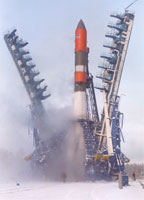 СКШТ ''Безопасность-2004''. Ракета-носитель ''Молния'' - последние минуты перед очередным, 224 запуском